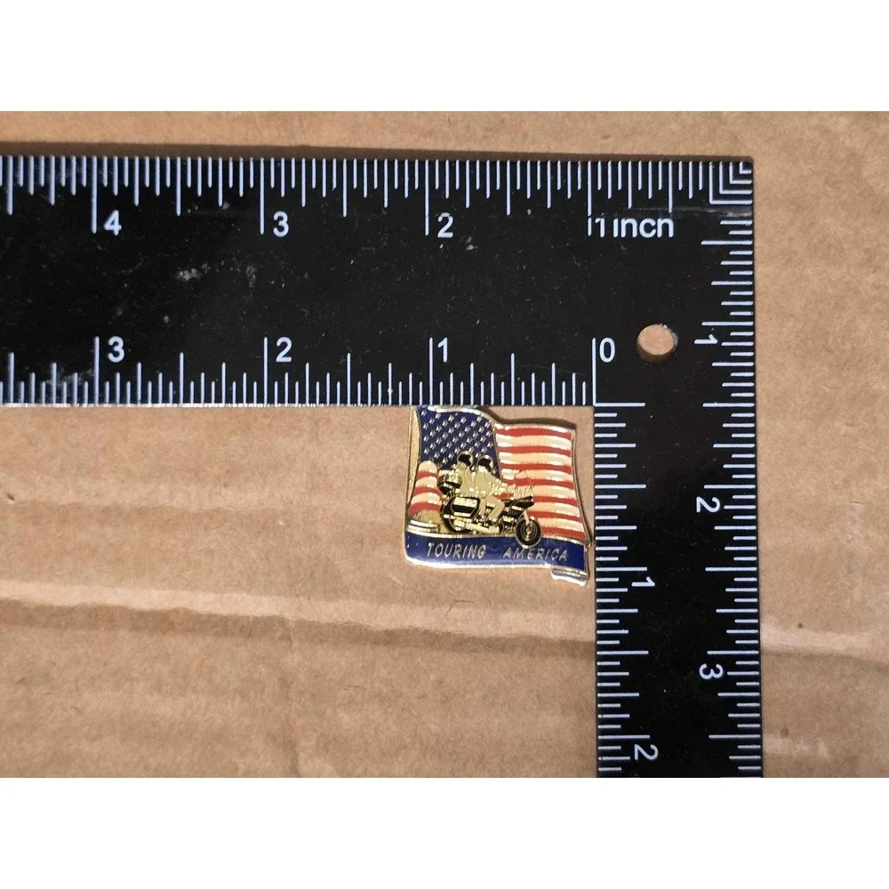Touring America Motorcycle Flag Souvenir Lapel Vest Hat Pin J11